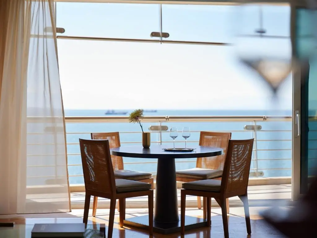 Daios Luxury Living